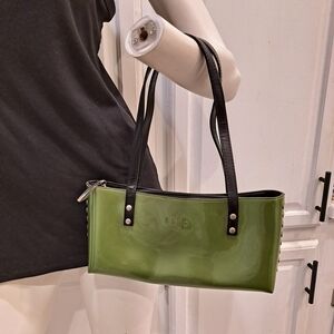 Beijo Green Patent Leather and Black Signature Lined Shoulder Bag